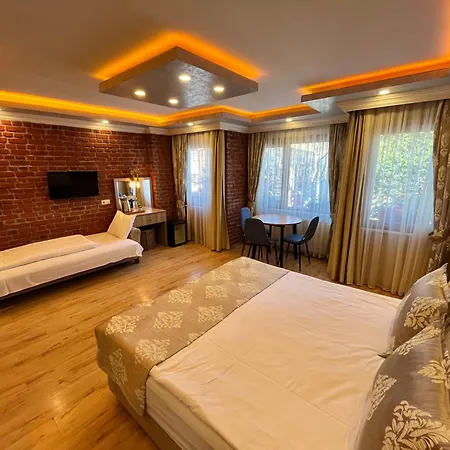 Meydan Hotel 2*