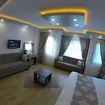 酒店 迈丹套房公寓式酒店 2*
