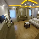 酒店 迈丹套房公寓式酒店 2*