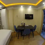 迈丹套房公寓式酒店 酒店